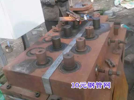 9輥大棚管彎管機圖片