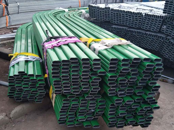 包塑橢圓大棚管包裝圖片 包塑橢圓大棚管包裝圖片